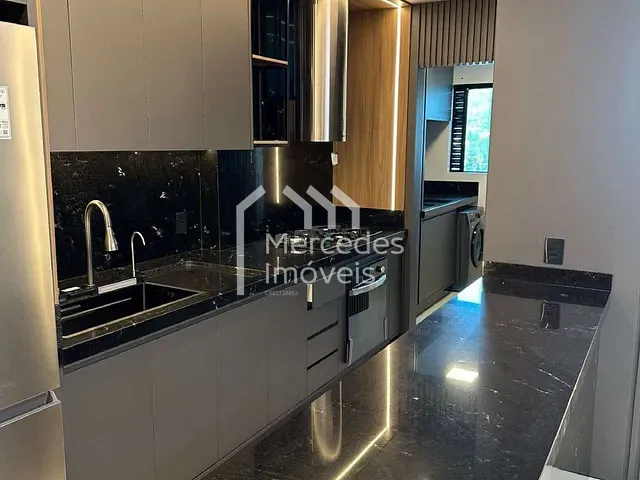 Apartamento com 183m² 3 quartos e 4 banheiros, à venda, no bairro Cabeçudas em Itajaí