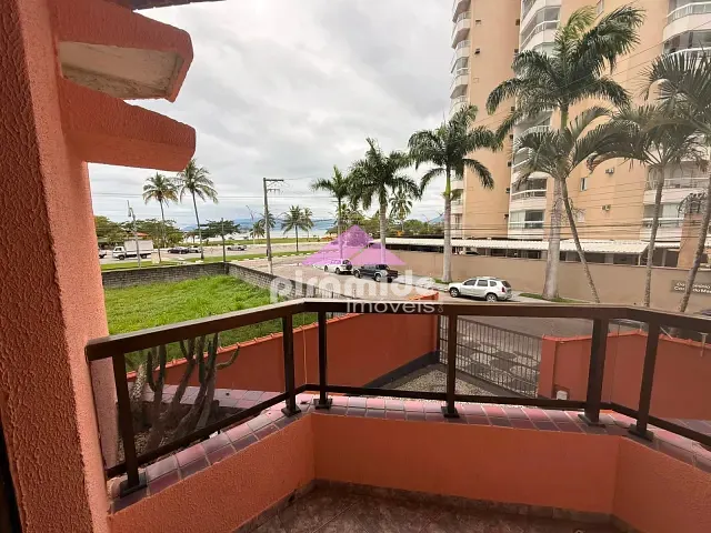 Apartamento 3 quartos e 2 banheiros, à venda, no bairro Indaiá em Caraguatatuba
