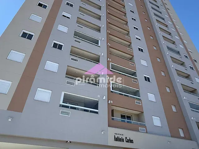 Apartamento 3 quartos e 2 banheiros, à venda, no bairro Parque Industrial em São José dos Campos