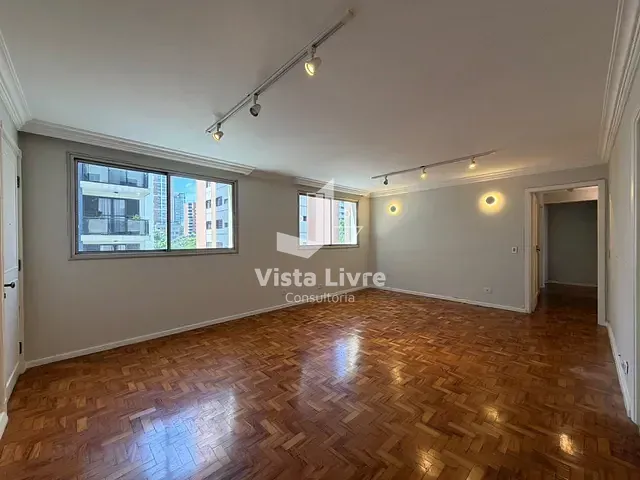 Apartamento com 105m² 3 quartos e 2 banheiros, à venda, no bairro Moema em São Paulo