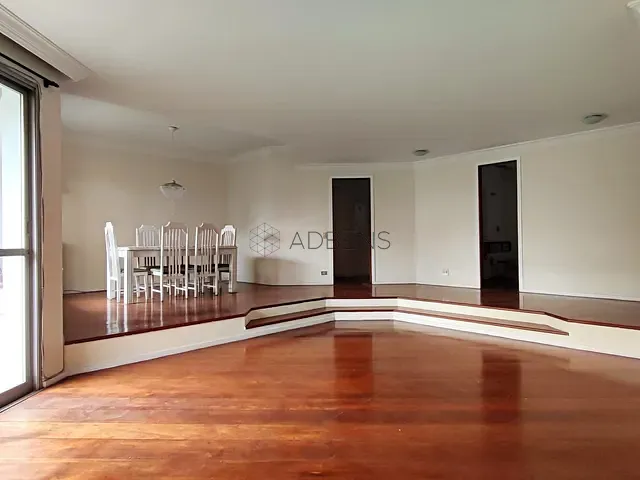 Apartamento 3 quartos e 4 banheiros, à venda ou para alugar, no bairro Morumbi em São Paulo