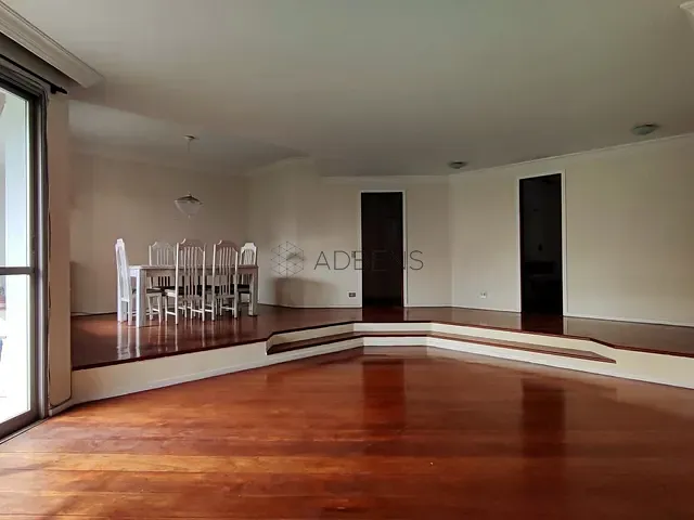 Apartamento 3 quartos e 4 banheiros, à venda ou para alugar, no bairro Morumbi em São Paulo