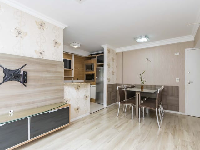Apartamento 2 quartos e 1 banheiro, à venda, no bairro Vista Alegre em Curitiba