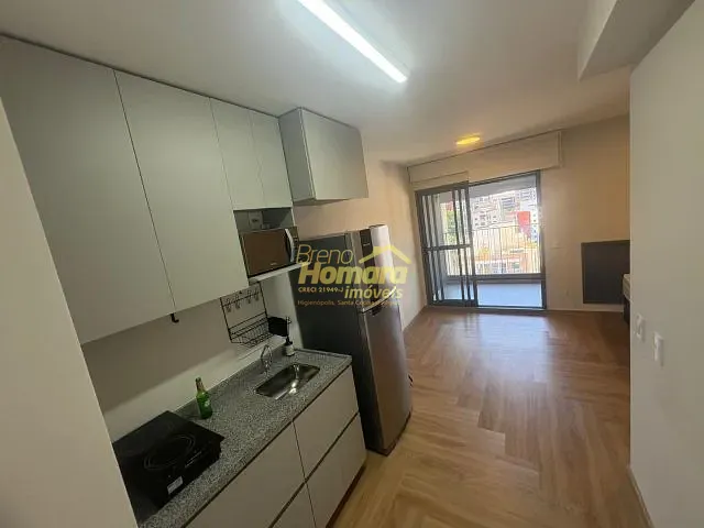 Apartamento 1 quarto e 1 banheiro, para alugar, no bairro Cerqueira César em São Paulo