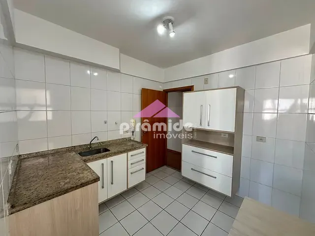Apartamento 2 quartos e 1 banheiro, para alugar, no bairro Jardim São Dimas em São José dos Campos