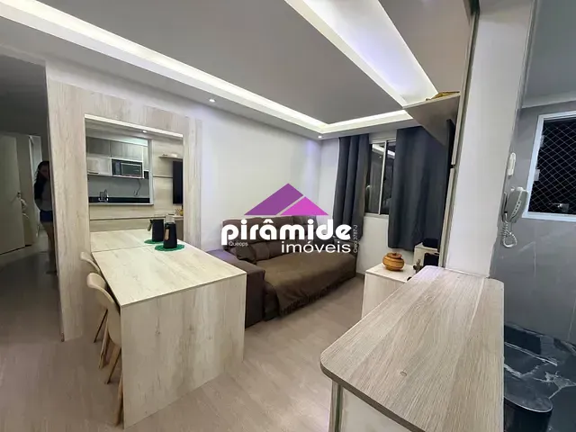 Apartamento 2 quartos e 1 banheiro, à venda, no bairro Vila Tesouro em São José dos Campos