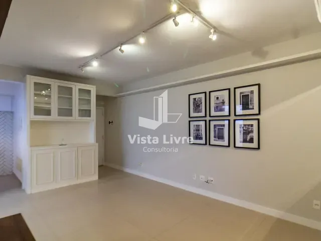 Apartamento com 155m² 3 quartos e 2 banheiros, à venda, no bairro Alto da Lapa em São Paulo