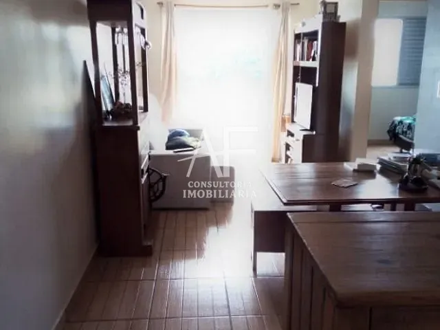 Apartamento com 54m² 2 quartos e 1 banheiro, à venda, no bairro Parque Santo Antônio em Taubaté