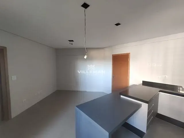 Apartamento com 175m² 3 quartos e 2 banheiros, à venda, no bairro CENTRO em Maringá
