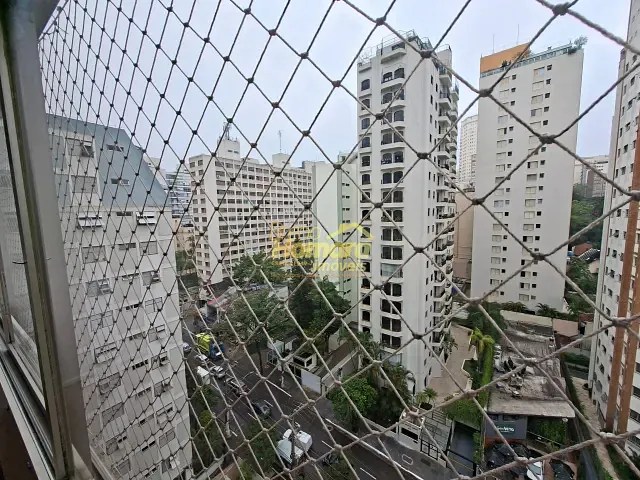 Apartamento 3 quartos e 3 banheiros, à venda, no bairro Higienópolis em São Paulo