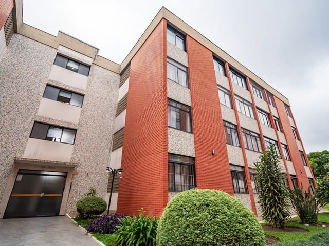 Apartamento 2 quartos e 1 banheiro, à venda, no bairro Alto da XV em Curitiba