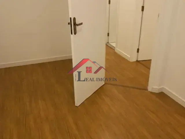 Apartamento com 55m² 2 quartos e 1 banheiro, à venda, no bairro Vila Camilópolis em Santo André