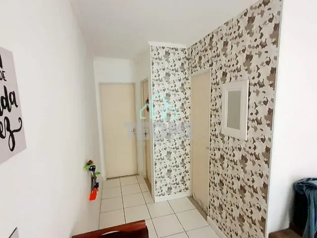 Apartamento 2 quartos e 1 banheiro, à venda, no bairro Parque Santo Antônio em Taubaté