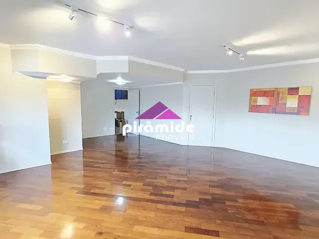 Apartamento 4 quartos e 1 banheiro, à venda ou para alugar, no bairro Centro em São José dos Campos