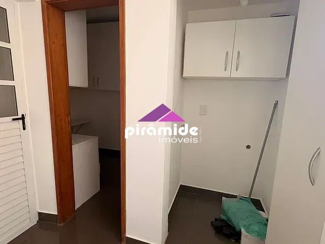 Apartamento com 108m² 3 quartos e 2 banheiros, à venda ou para alugar, no bairro Parque Residencial Aquarius em São José dos Campos