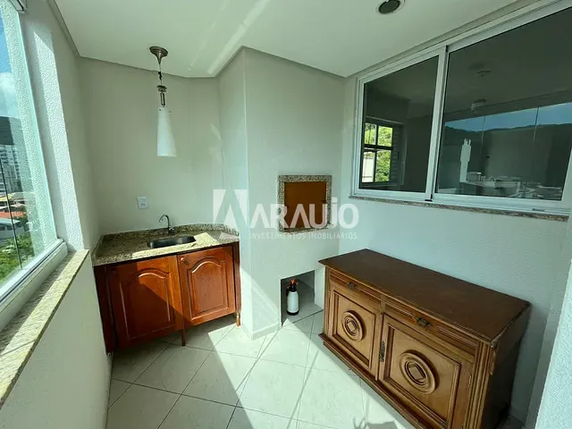 Apartamento com 120m² 2 quartos e 2 banheiros, à venda, no bairro Ressacada em Itajaí