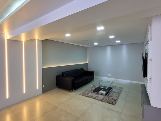 Apartamento com 215m² 3 quartos e 4 banheiros, à venda, no bairro Centro em Ponta Grossa
