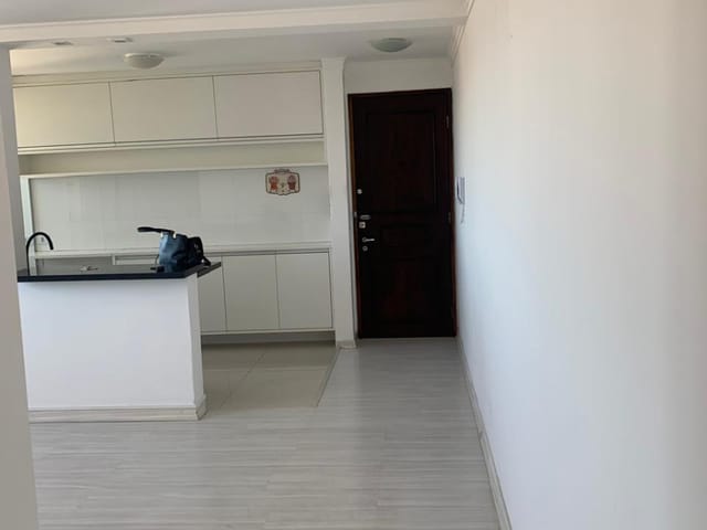 Apartamento 2 quartos e 1 banheiro, à venda, no bairro Não informado em Curitiba