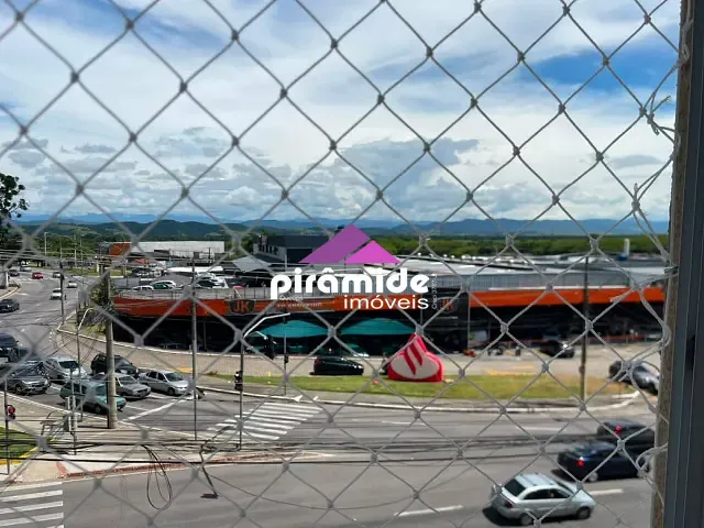 Apartamento com 72m² 3 quartos e 1 banheiro, para alugar, no bairro Monte Castelo em São José dos Campos