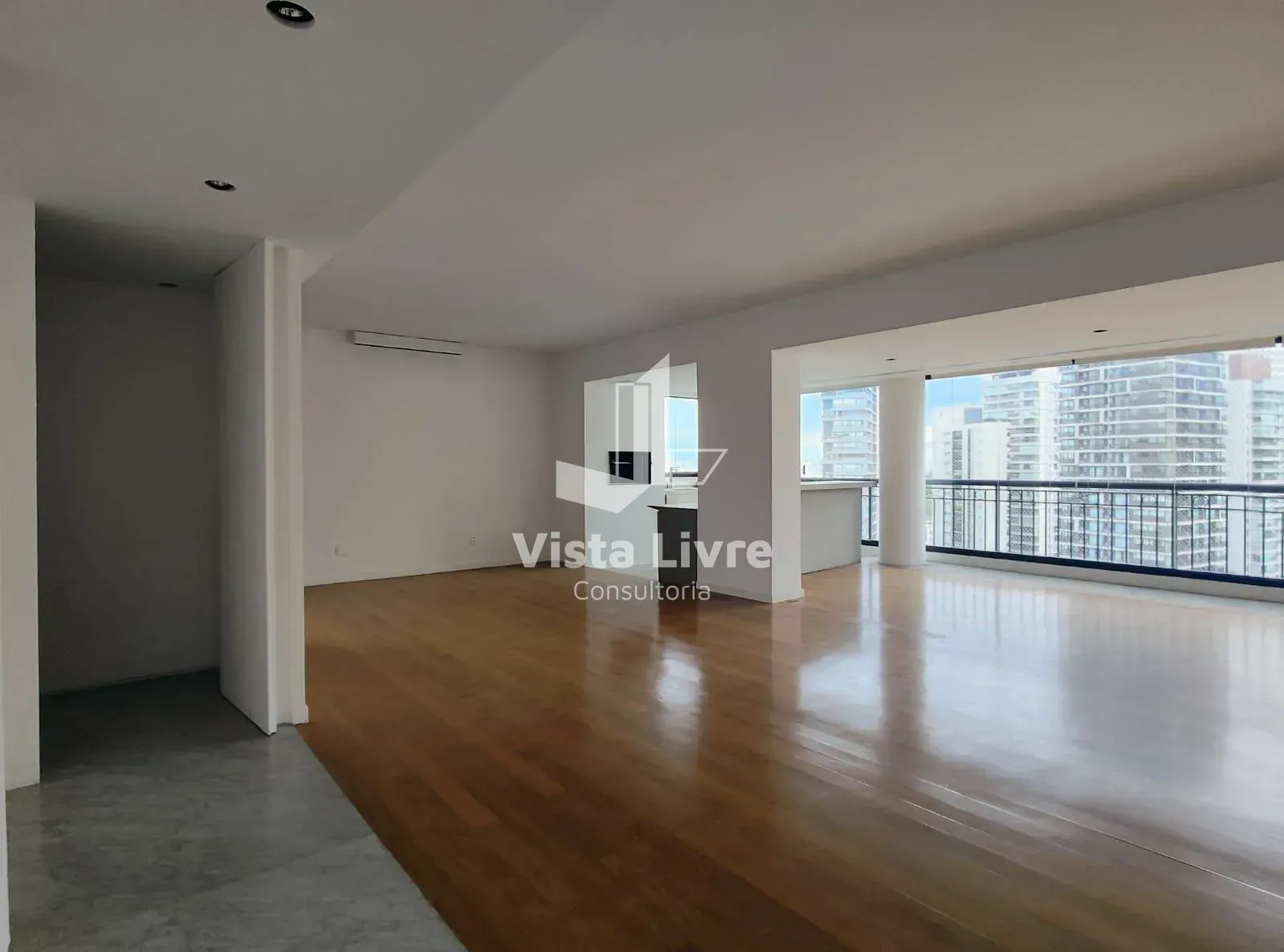 Apartamento, 3 quartos, 215 m² - Foto 2