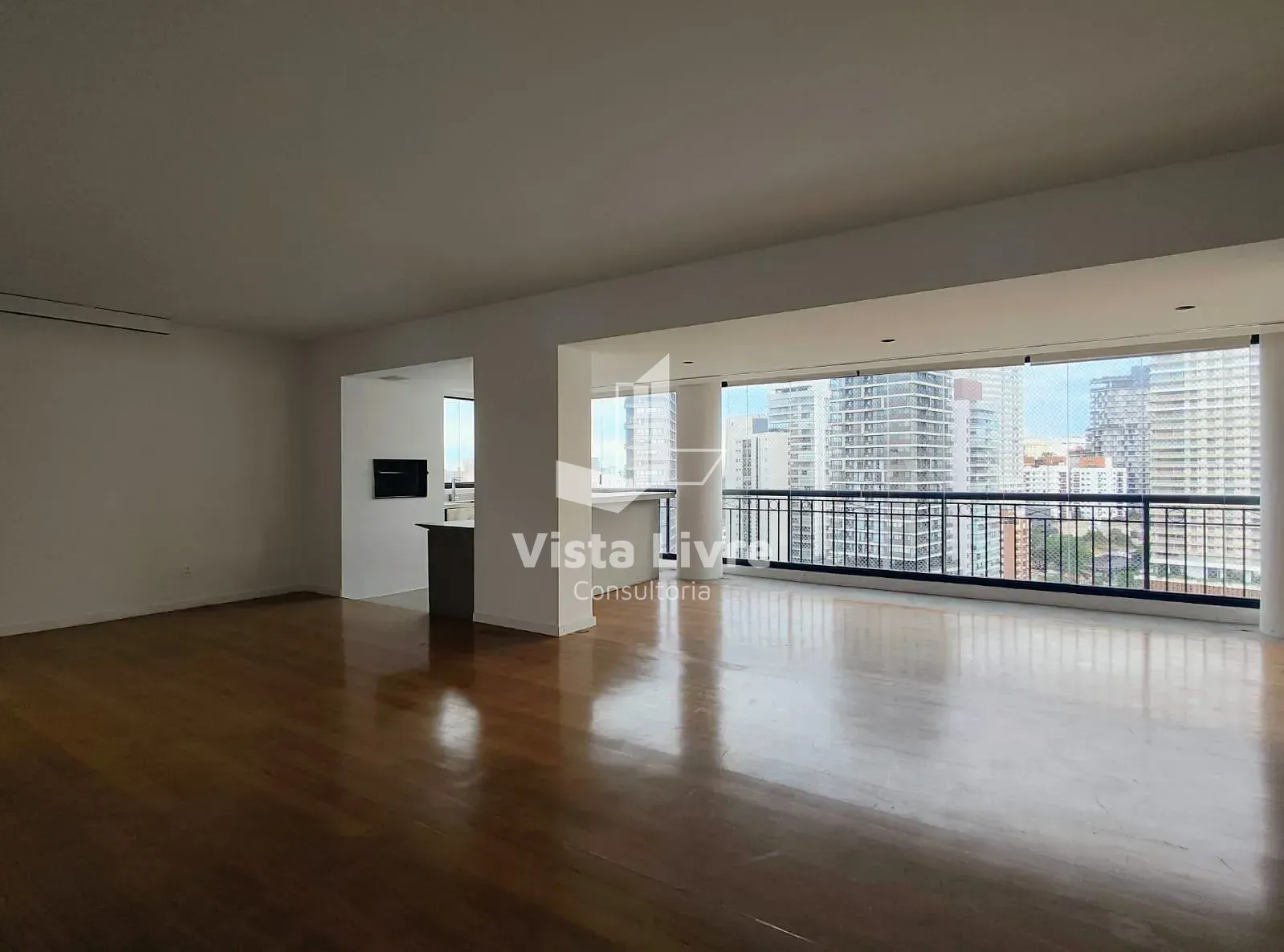 Apartamento, 3 quartos, 215 m² - Foto 1