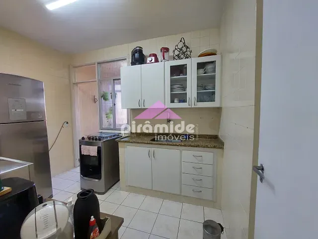 Apartamento 2 quartos e 2 banheiros, à venda, no bairro Jardim Bela Vista em São José dos Campos