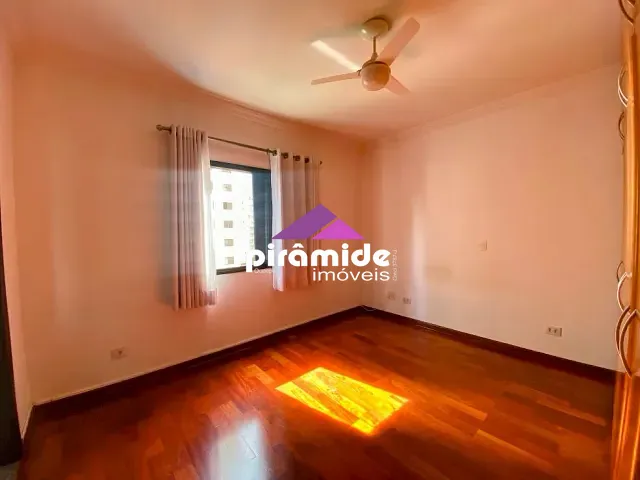 Apartamento 4 quartos e 2 banheiros, à venda, no bairro Jardim Aquárius em São José dos Campos