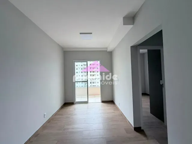Apartamento com 70m² 3 quartos e 2 banheiros, à venda ou para alugar, no bairro Urbanova em São José dos Campos