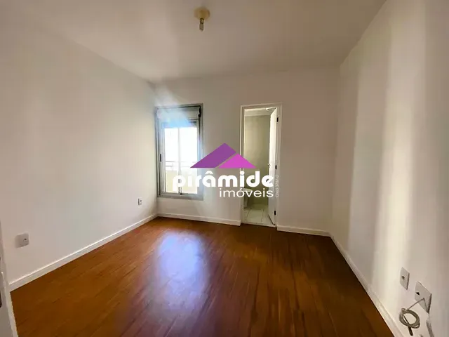 Apartamento 4 quartos e 2 banheiros, à venda, no bairro Parque Industrial em São José dos Campos