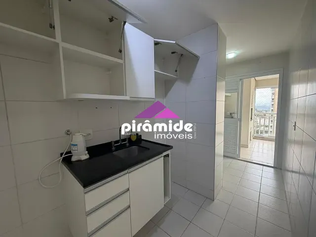 Apartamento com 80m² 3 quartos e 2 banheiros, para alugar, no bairro Condomínio Royal Park em São José dos Campos