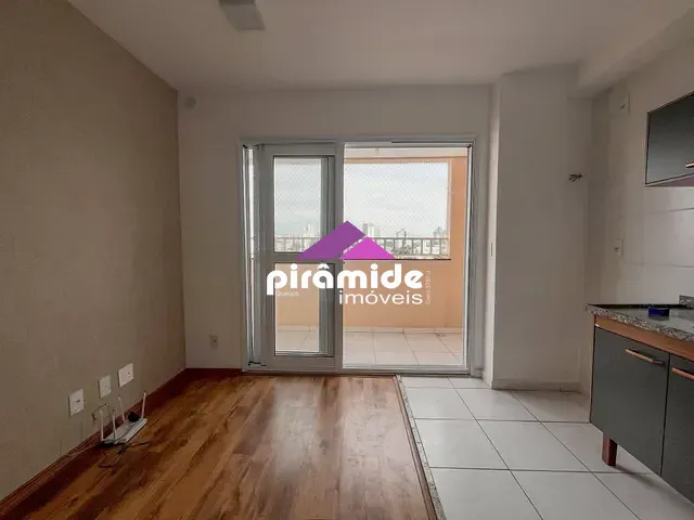 Apartamento 2 quartos e 1 banheiro, para alugar, no bairro Jardim Topázio em São José dos Campos