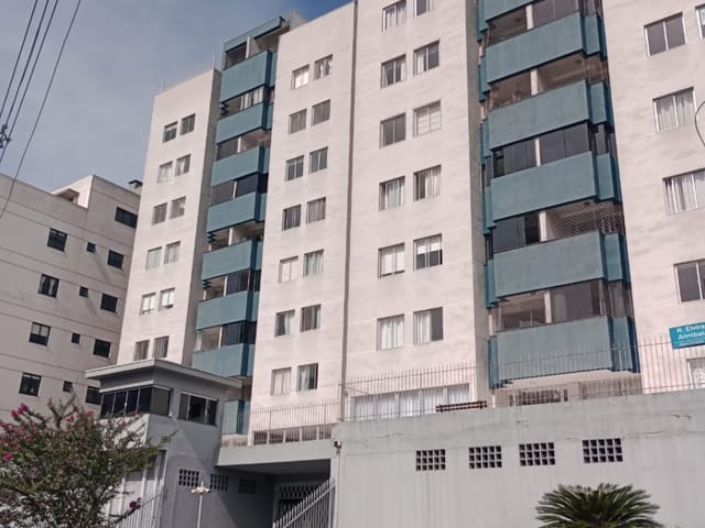 Apartamento 3 quartos e 1 banheiro, à venda, no bairro Portão em Curitiba