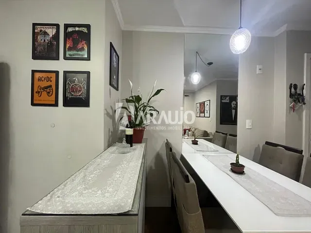 Apartamento 2 quartos e 1 banheiro, à venda, no bairro Espinheiros em Itajaí