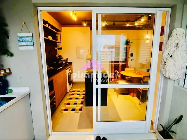 Apartamento com 65m² 2 quartos e 2 banheiros, para alugar, no bairro Parque Industrial em São José dos Campos