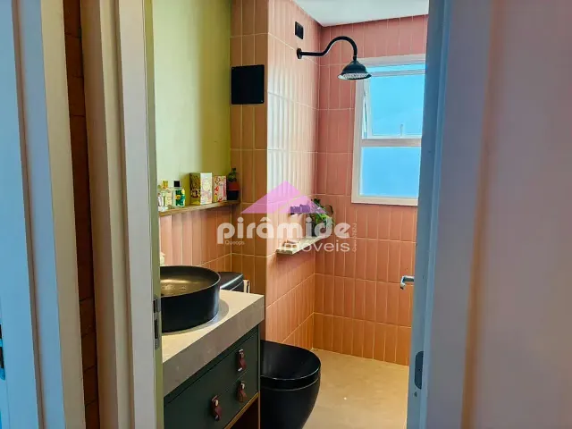 Apartamento com 65m² 2 quartos e 2 banheiros, para alugar, no bairro Parque Industrial em São José dos Campos