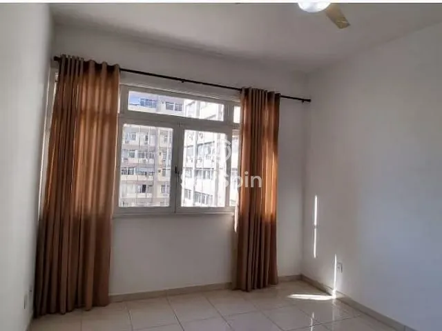 Apartamento 2 quartos e 1 banheiro, para alugar, no bairro Ingá em Niterói