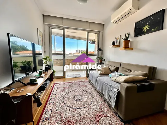 Apartamento 2 quartos e 2 banheiros, à venda ou para alugar, no bairro Jardim das Indústrias em São José dos Campos