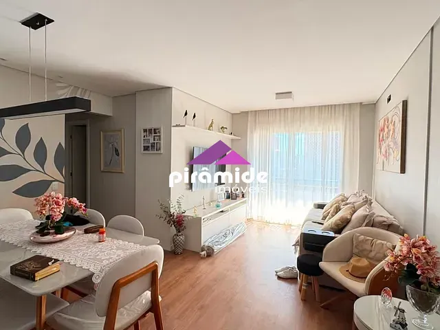 Apartamento 3 quartos e 2 banheiros, para alugar, no bairro Centro em São José dos Campos