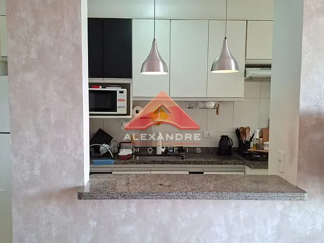 Apartamento 2 quartos e 2 banheiros, à venda, no bairro Vila Industrial em São José dos Campos