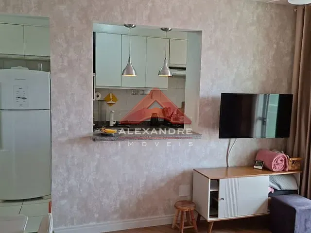 Apartamento 2 quartos e 2 banheiros, à venda, no bairro Vila Industrial em São José dos Campos