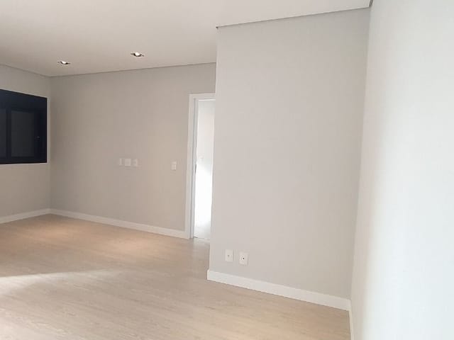 Apartamento com 87m² 1 quarto e 2 banheiros, para alugar, no bairro Gleba Palhano em Londrina