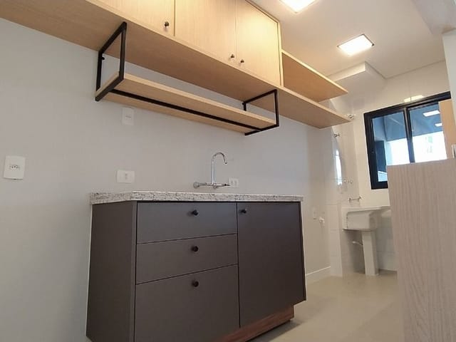 Apartamento com 87m² 1 quarto e 2 banheiros, para alugar, no bairro Gleba Palhano em Londrina