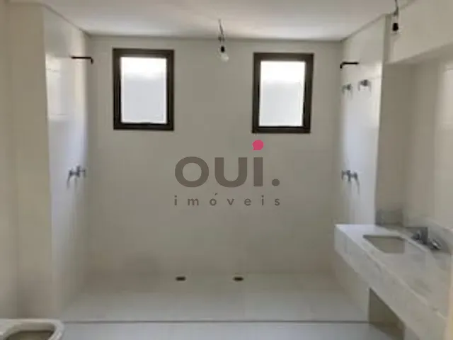 Apartamento com 340m² 3 quartos e 5 banheiros, à venda, no bairro Itaim-Bibi em São Paulo