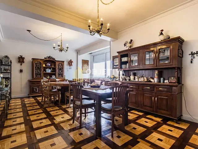 Apartamento 3 quartos e 4 banheiros, à venda, no bairro Rio Branco em Porto Alegre