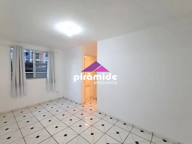 Apartamento 2 quartos e 1 banheiro, à venda, no bairro Parque Industrial em São José dos Campos