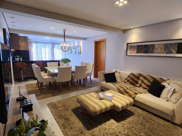 Apartamento com 252m² 3 quartos e 2 banheiros, à venda, no bairro Estrela em Ponta Grossa
