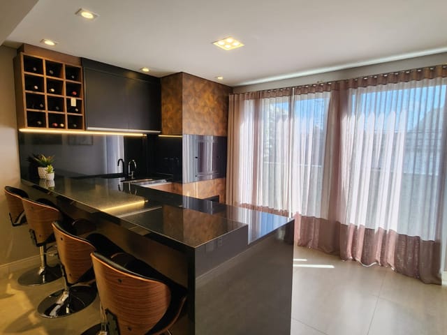 Apartamento com 252m² 3 quartos e 2 banheiros, à venda, no bairro Estrela em Ponta Grossa