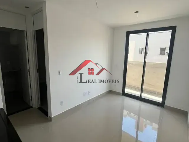 Apartamento com 37m² 2 quartos e 1 banheiro, à venda, no bairro Vila Valparaíso em Santo André