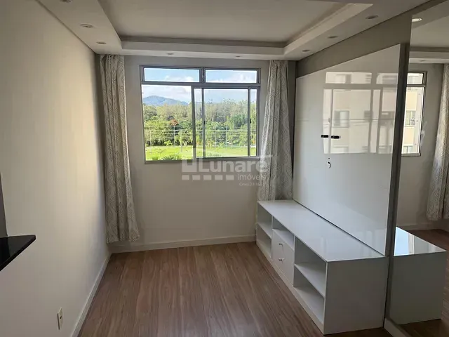 Apartamento 2 quartos e 1 banheiro, para alugar, no bairro Loteamento Mogilar em Mogi das Cruzes