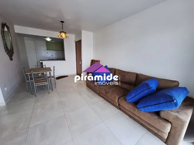 Apartamento com 90m² 2 quartos e 2 banheiros, para alugar, no bairro Centro em Caraguatatuba